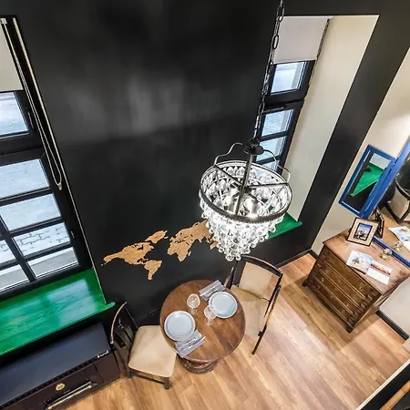 Appartamento Unique & Stylish - Of Traveler In Center